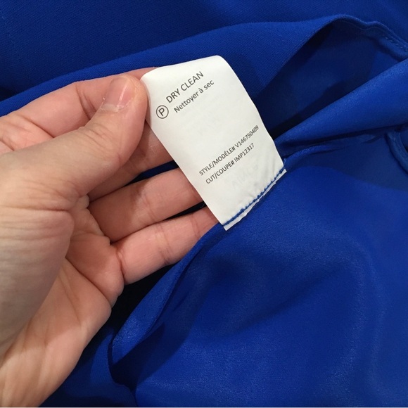 VINCE Cobalt Blue Silk Split Neck Tunic Dress Crepe Oversized Size Medium Womens - Picture 4 of 6